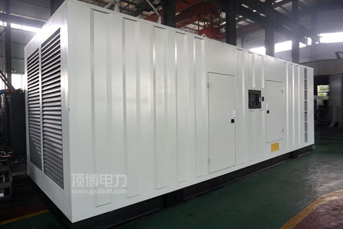 一臺500kW低噪聲柴油發(fā)電機(jī)組正常供電時突然不發(fā)電原因